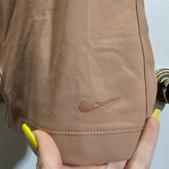 🏷️NWT Nike Sportswear Bodysuit In Desert Dust - Size Medium - Picture 12 of 15